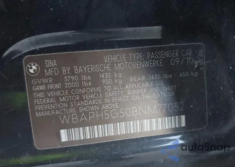 2011 BMW 328I z USA, uszkodzony, nr VIN WBAPH5G50BNM77052